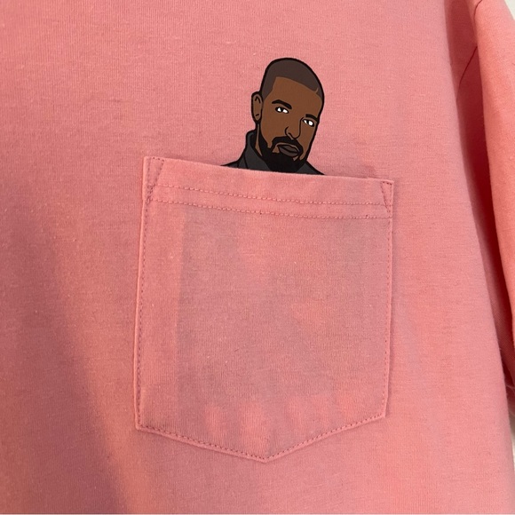 (UNISEX) Drake T-Shirt Short Sleeve with puppy front pocket pink - Picture 4 of 6